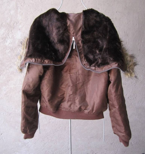 Wet Seal Chamarra Bomber Café Gorro Med Satinada (Usado)