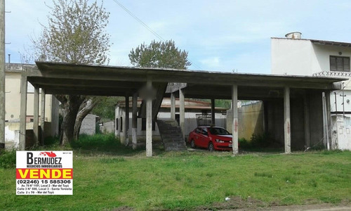 Venta Casa Sobre Lote A Refaccionar, 12 E/41 Y 42 Sta Teresi