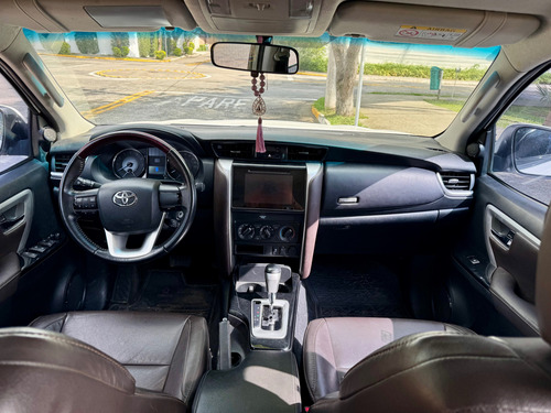 Toyota SW4 2.7 Sr 5l 4x2 Flex Aut. 5p