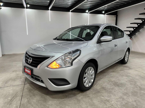 Nissan Versa 1.6 Advance Mt