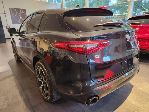 Alfa Romeo Stelvio 2.0 280cv At Q4 Veloce