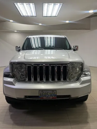 Jeep Cherokee Sport 2012 /la