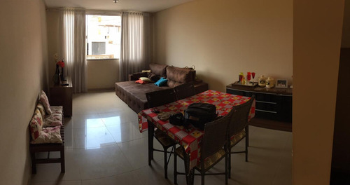Imagem 2 de 14 de Casa Triplex Bairro Esperança