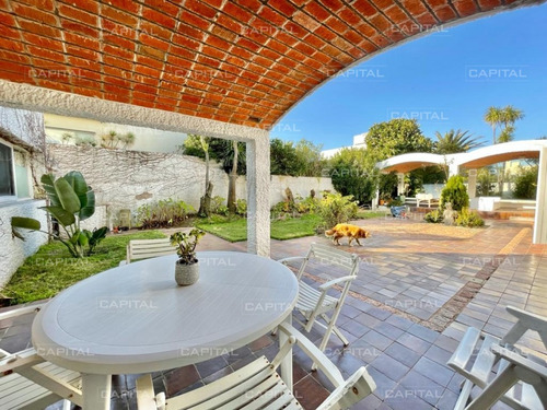 Imagen 4 de 22 de Casa En Faro De Punta Del Este - Punta Del Este Peninsula-ref:31379