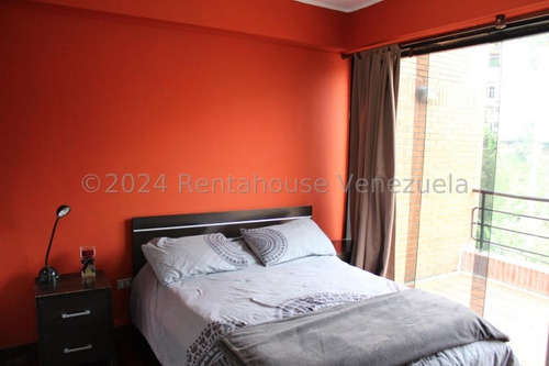 Precioso Y Amplio Tonwhouse En Venta En La Boyera. #25-20083
