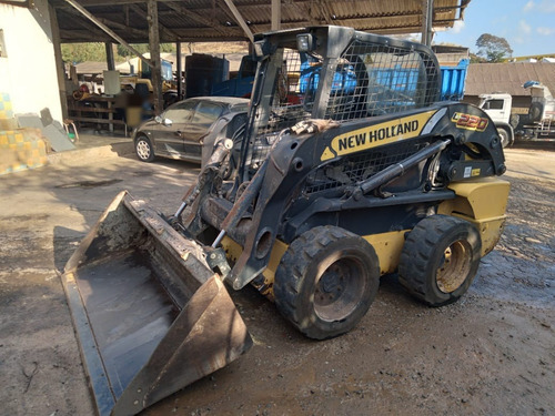 Imagem 1 de 15 de New Holland