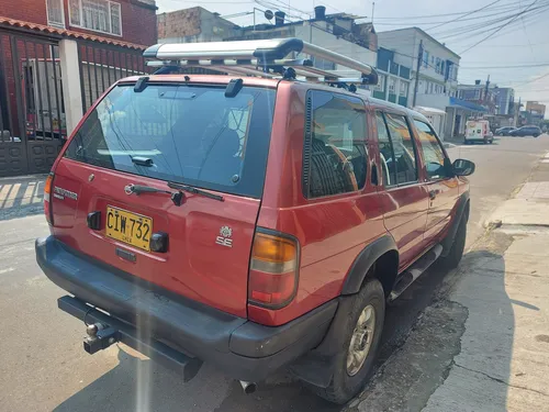 Nissan Pathfinder 3.3 R50 Std