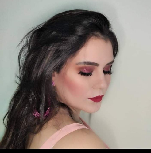 Imagem 3 de 5 de Designer De Olhares E Makeup