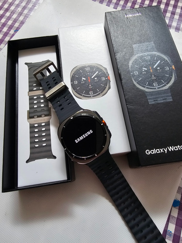 Galaxy Watch Ultra Plateado Mesh Gris Oscuro Negro (Usado)