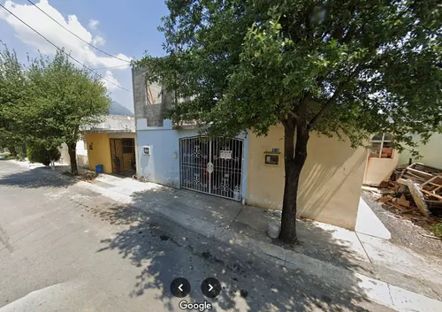 Sk14-casa En Remate Bancario En San Felipe 527-sector 13, Santa Monica Sect 13, 67286 Jardines De La Silla, N.l.