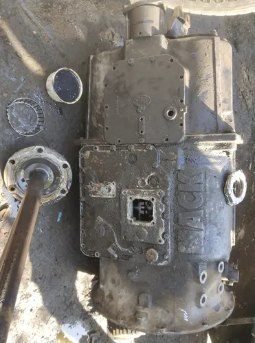 Caja Maxitorque Mack (Usado)