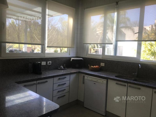 Imagen 10 de 30 de Casa En Venta En Barrio La Celina- Maroto Propiedades
