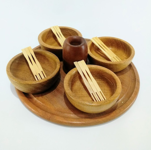 Imagen 3 de 3 de Copetinero Plato Algarrobo Con Cazuelas De Madera Y Pinches