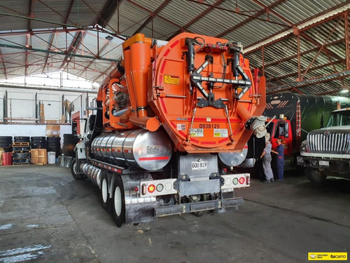 International Vactor 2100