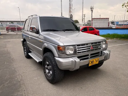 Mitsubishi Montero 3.0 V13vna Mt