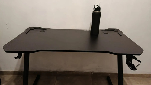 3056185667