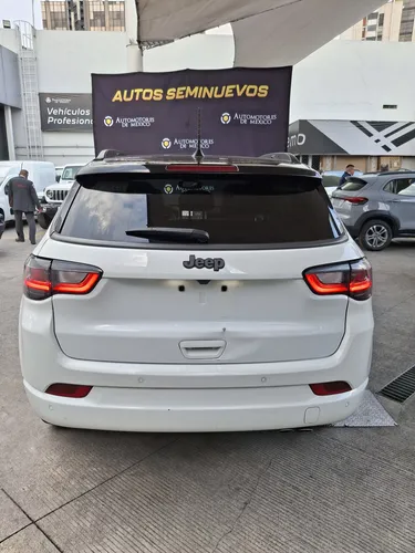 Jeep Compass 5p High Altitude L4/2.4 Aut