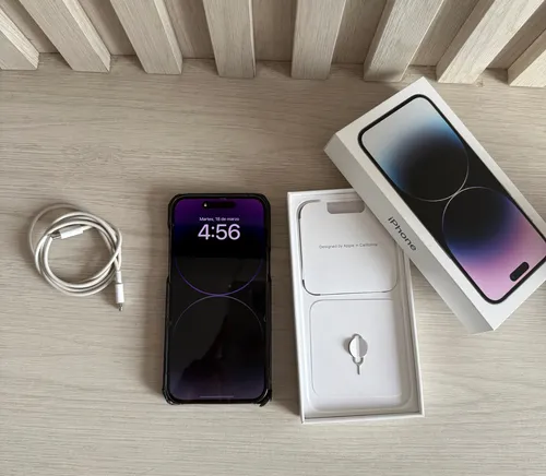 Apple iPhone 14 Pro Max (256 Gb) - Morado Oscuro (Usado)