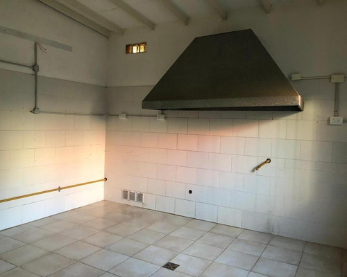 Venta Locales Comerciales La Falda