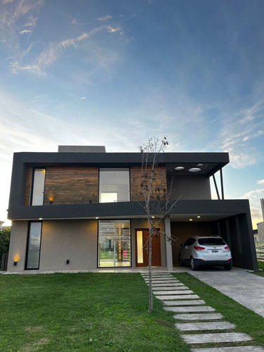 Casa, Venta, 3 Dormitorios, Puertos Del Lago, Escobar