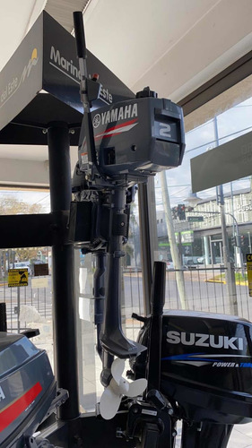 Imagen 2 de 7 de Motor Fuera De Borda Yamaha 3 Hp 2t Ohs Factura. Oferta