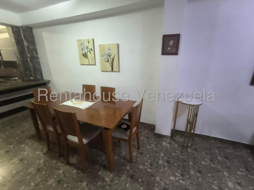 Bella Casa Duplex Ubicada En Conjunto Cerrado Con Vigilancia 24 Hrs, Sala Comedor Concepto Abierto, Cocina Empotrada Moderna Con Tope De Cuarzo,area De Faena, Patio,terraza Con Escaleras Independiente