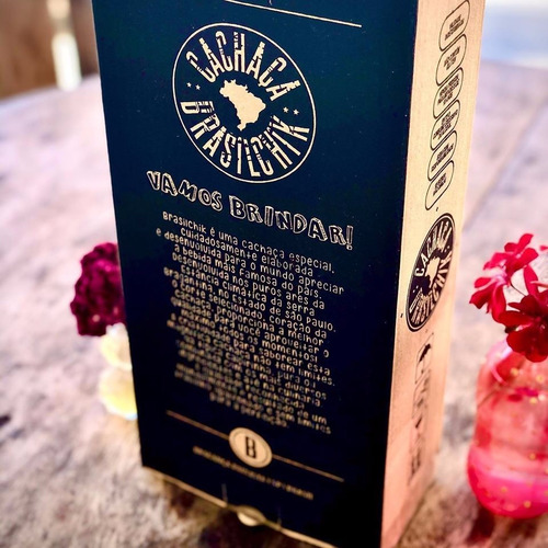 Brasilchik - Cachaça Envelhecida Barril Carvalho Americano