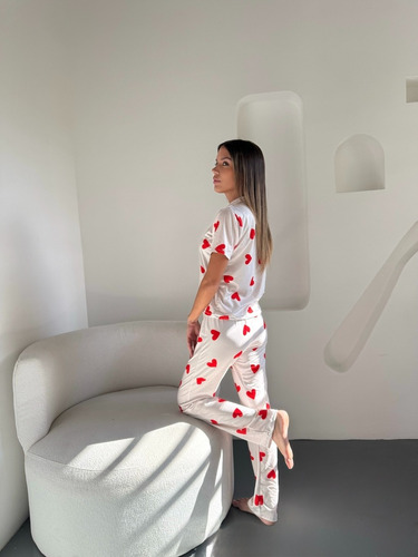 Pijama Mujer Camisero Corazones + Medias