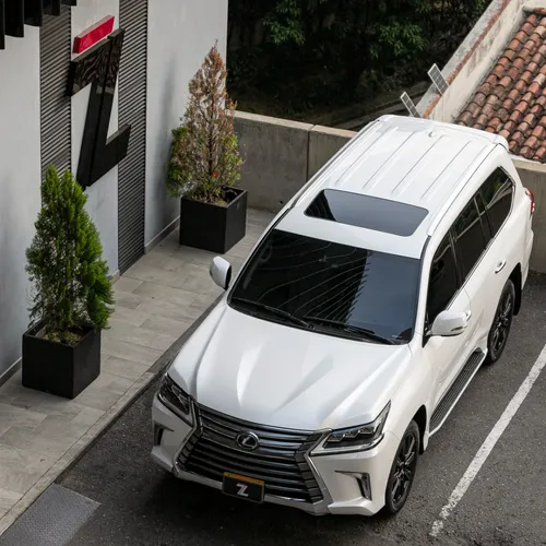 Lexus LX LX570 B2+ 5.7