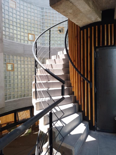 Departamento A La Venta De 3 Ambientes Con Terraza Privada En Edificio Plaza Azopardo - Adrogue