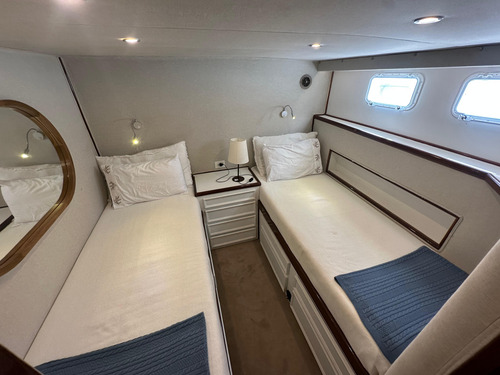 Crucero Hatteras 53 - 1980