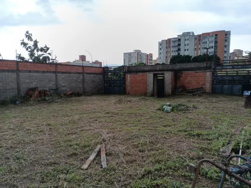 Terreno Residencial En Mañongo