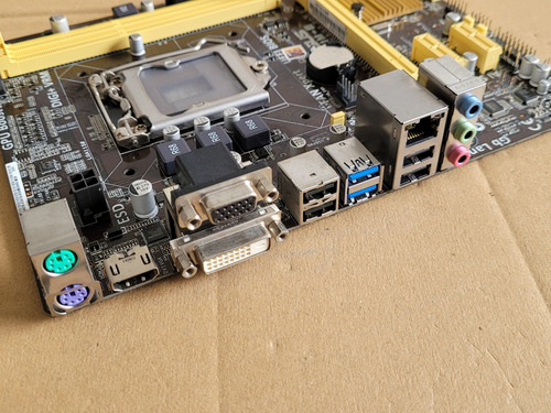Placa Mãe Asus H81m-e Lga 1150 4° Geração Ddr3 Com Espelho Marrom (Usado)