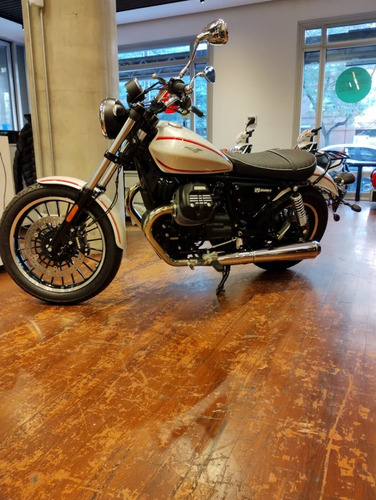 Imagen 2 de 15 de Motoguzzi V9 Roamer