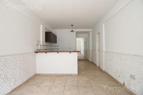 Apto Crédito - Departamento 2 Amb Con Patio- Tucuman 900- Merlo-acepta Permuta