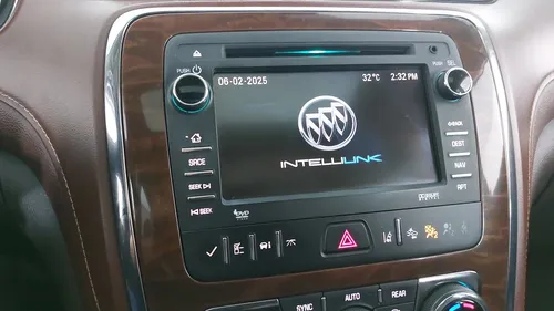 Buick Enclave 3.6 CXL D AT 4WD