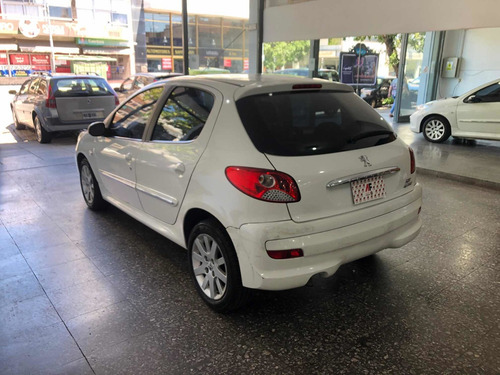 Peugeot 207 1.6 Xs 2011 Financio / Permuto!!