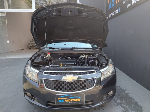 Imagem 9 de 12 de Chevrolet Cruze