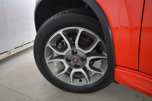 Imagem 5 de 12 de Fiat Uno Sporting 1.4 8v (flex) 4p