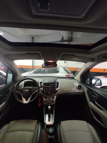 Imagen 10 de 15 de Chevrolet Tracker 1.8 Ltz+ Awd At 140cv 2015 Todo Terreno