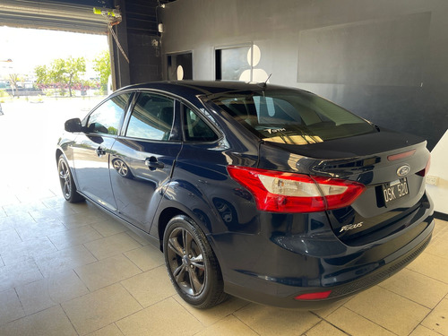 Ford Focus III 1.6 Sedan S