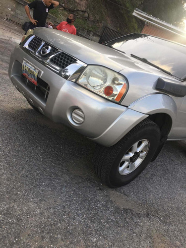 Imagen 1 de 8 de Nissan Frontier Doble Cabina Ax