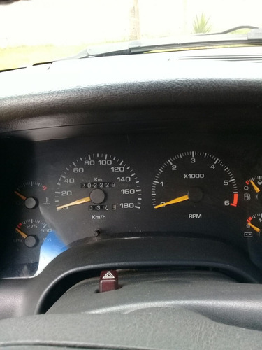 Chevrolet Blazer 2000 4.3 V6 Executive 5p Automática