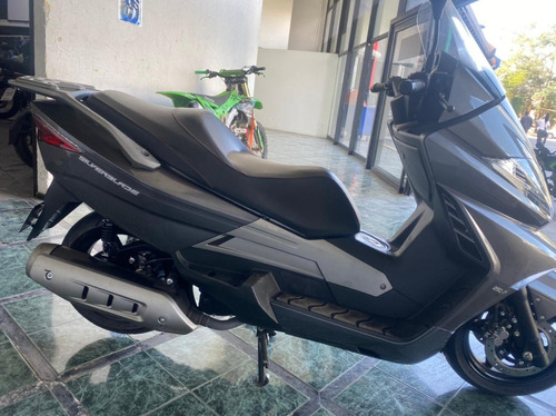 Imagen 3 de 6 de Benelli Silverblade 250