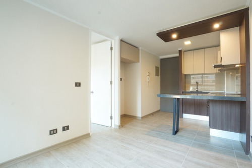 Imagen 2 de 14 de Espectacular Depto 1 Dorm En Santiago Centro