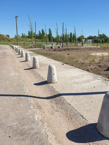 Oportunidad. Venta En Barrio Ecovida. Sobre Ruta 18 -lote De 300 M2.