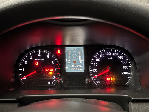 Urvan 2020, 12 Pas, 35,000 Km, Doble A/a, Único Dueño
