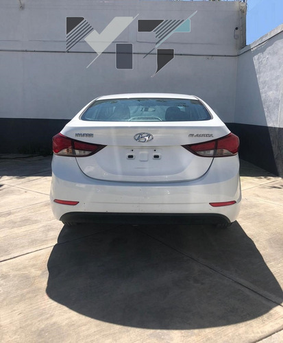 Hyundai Elantra Gls 1.8l Gls At 2015