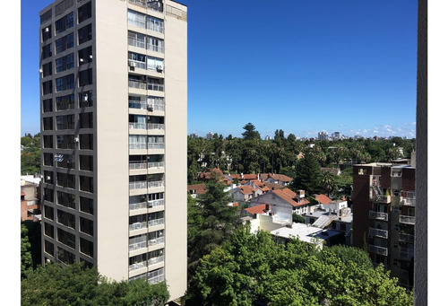 Impecable 2 Ambientes En El Bajo De Vicente Lopez, Piso Alto