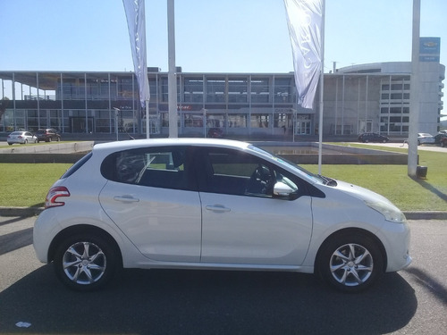 Peugeot 208 Allure 1.5 2016 Car One Jf